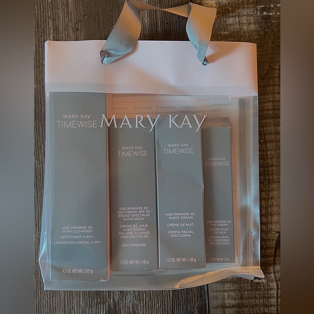 Mary Kay Timewise Age-Minimize Set in Gray